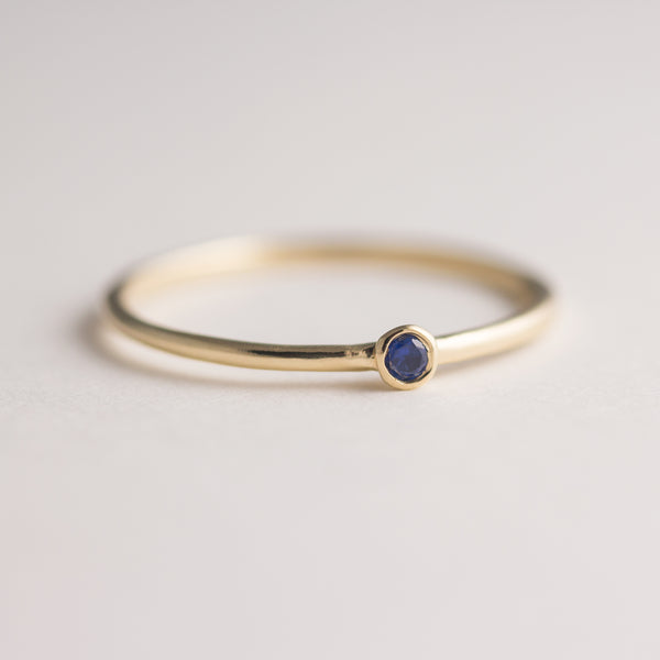 Dot Sapphire Ring