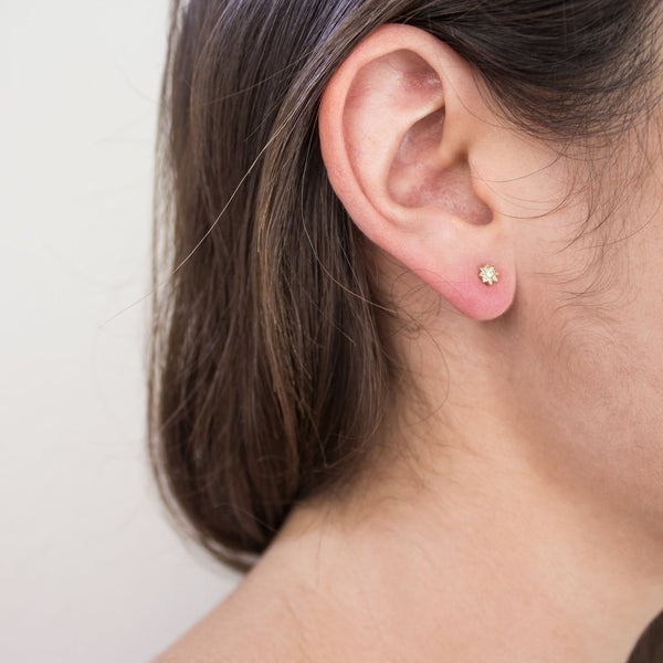 SINGLE 18K Mini Starry Ruby Earring