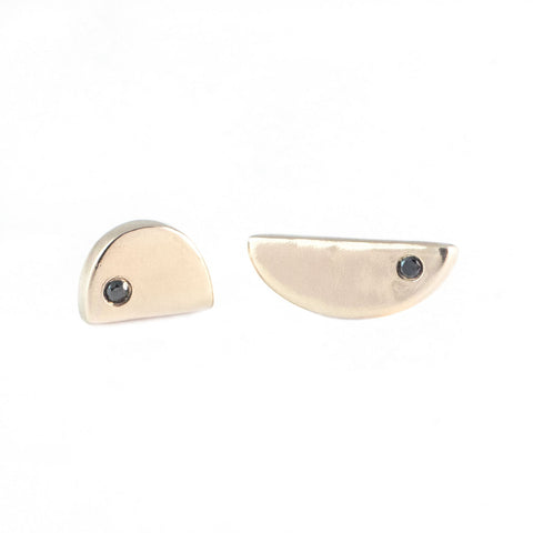 Media Luna Earrings - Black Diamonds